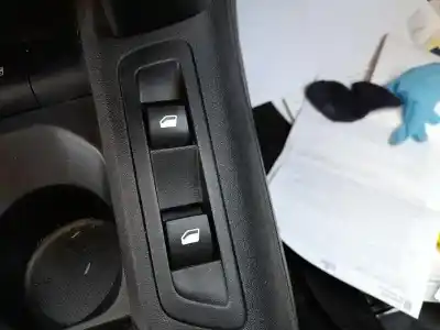 Peça sobressalente para automóvel em segunda mão Botão / Interruptor Elevador Vidro Dianteiro Direito por CITROEN C-ELYSEE (DD_) 1.2 VTI 82 Referências OEM IAM 96657927ZD  