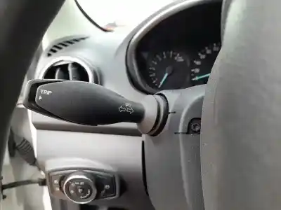 Автозапчастина б/у КОМАНДА ЧИСТИТИ для FORD KA+ III (UK, FK)  Посилання на OEM IAM 2062012  2062012 LUCES    2062016 LIMPIA