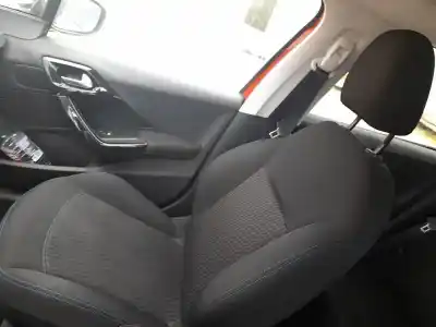 Автозапчастина б/у передне праве сиділо для peugeot 208 i (ca_, cc_) 1.2 vti 82 посилання на oem iam 
