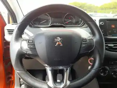 Автозапчастина б/у кермо для peugeot 208 i (ca_, cc_) 1.2 vti 82 посилання на oem iam 96739515zd