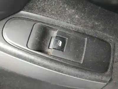 Автозапчасти б/у ВЫКЛЮЧАТЕЛЬ ПЕРЕДНЕГО ПРАВОГО ОКНА за CITROEN C4 PICASSO  ссылки OEM IAM 6554YG  