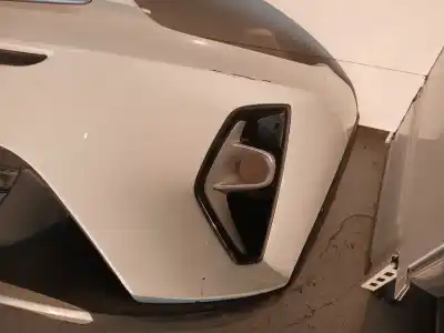 Автозапчастина б/у передній бампер для kia stonic (yb) 1.2 cvvt посилання на oem iam 86511h8400  