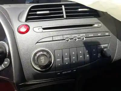 Автозапчасти б/у аудиосистема / радио Cd за HONDA CIVIC VIII HATCHBACK (FN, FK) 1.4 (FK1) ссылки OEM IAM 39106SMGG02  