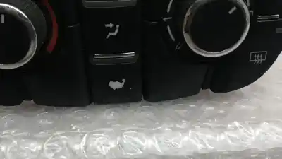 Peça sobressalente para automóvel em segunda mão comando de sofagem (chauffage / ar condicionado)  por opel astra j (p10) 1.7 cdti (68) referências oem iam 13337691 28243186 