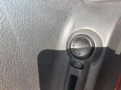 Автозапчасти б/у управление зеркалом за chevrolet aveo / kalos fastback (t200) 1.4 16v ссылки oem iam 96452463