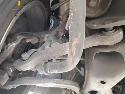 Автозапчасти б/у передний правый нижний рычаг подвески за AUDI A4 B6 (8E2) 1.9 TDI ссылки OEM IAM 8E0407151R  