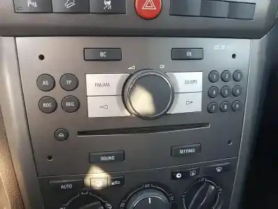 Автозапчастина б/у аудіо система / радіо Cd для OPEL ANTARA A (L07) 2.0 CDTI Посилання на OEM IAM 13255557   Автозапчастина б/у аудіо система / радіо Cd для OPEL ANTARA A (L07) 2.0 CDTI Посилання на OEM IAM 13255557