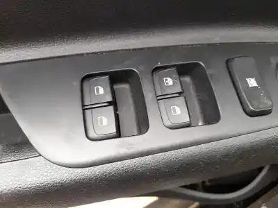 Автозапчасти б/у выключатель левого переднего окна за kia stonic (yb) 1.0 t-gdi eco-dynamics+ ссылки oem iam 93571h8200  