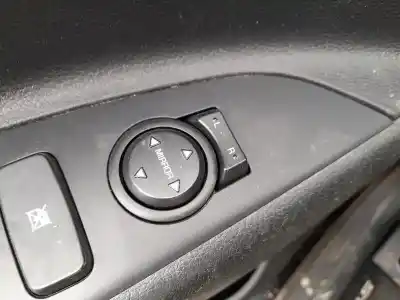 Автозапчасти б/у выключатель левого переднего окна за kia stonic (yb) 1.0 t-gdi eco-dynamics+ ссылки oem iam 93571h8200  