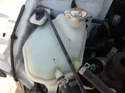 Peça sobressalente para automóvel em segunda mão Depósito De Expansão por KIA CEE'D (JD) 1.0 T-GDI Referências OEM IAM 25430A2400  