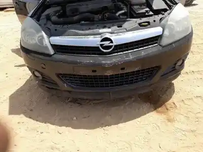 Pezzo di ricambio per auto di seconda mano Paraurti Anteriore per OPEL ASTRA H GTC (A04) 1.7 CDTI (L08) Riferimenti OEM IAM 13161055  