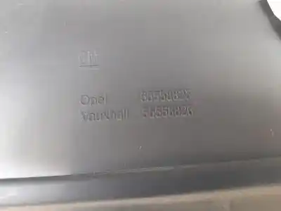 Pezzo di ricambio per auto di seconda mano coperchio motore per opel astra h gtc (a04) 1.7 cdti (l08) riferimenti oem iam 55558825  