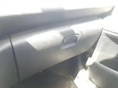 Recambio de automóvil de segunda mano de GUANTERA para PEUGEOT 3008 MONOSPACE (0U_) 1.6 BLUEHDI 120 referencias OEM IAM 8218YP  