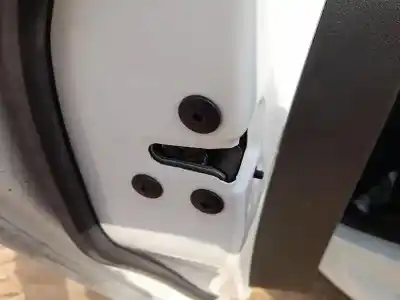 Pezzo di ricambio per auto di seconda mano  per RENAULT CLIO V (B7_)  Riferimenti OEM IAM 825039554R  