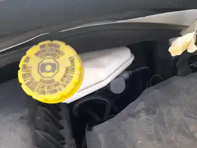 Peça sobressalente para automóvel em segunda mão bomba de travões por citroen c3 iii (sx) 1.2 puretech 82 referências oem iam 4601r7