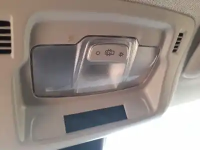 Peça sobressalente para automóvel em segunda mão luz interior por citroen c3 iii (sx) 1.2 puretech 82 referências oem iam 96754056bj