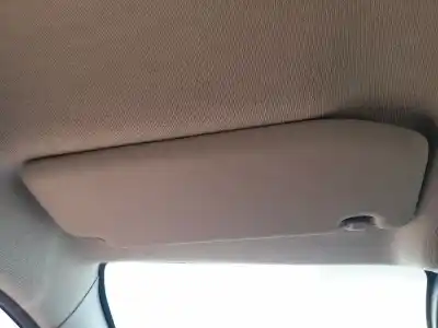 Peça sobressalente para automóvel em segunda mão pára-sol esquerdo por citroen c3 iii (sx) 1.2 puretech 82 referências oem iam 96738898bj