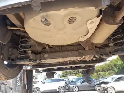 Peça sobressalente para automóvel em segunda mão charrió / suporte de eixo de trás por citroen c3 iii (sx) 1.2 puretech 82 referências oem iam 1607197380
