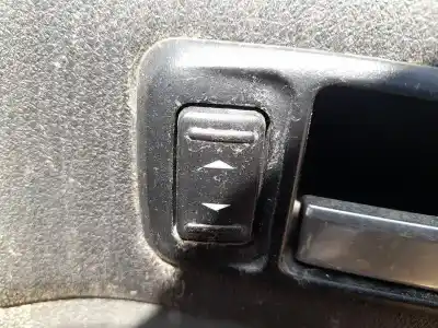Peça sobressalente para automóvel em segunda mão BOTÃO / INTERRUPTOR ELEVADOR VIDRO DIANTEIRO DIREITO por FORD KUGA I  Referências OEM IAM 1471913  