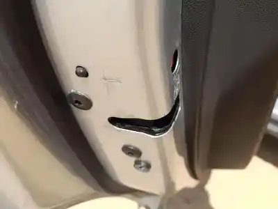 Pezzo di ricambio per auto di seconda mano Serratura Porta Posteriore Sinistra per OPEL CROSSLAND X / CROSSLAND (P17, P2QO) 1.2 (75) Riferimenti OEM IAM 3558106  