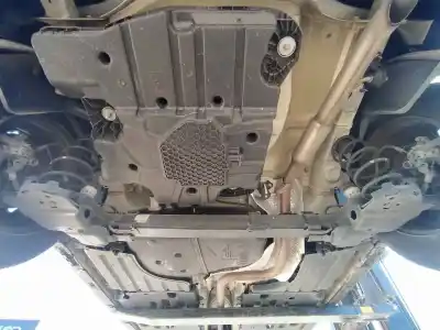 Peça sobressalente para automóvel em segunda mão charrió / suporte de eixo de trás por citroen c3 live pack referências oem iam 1607197180