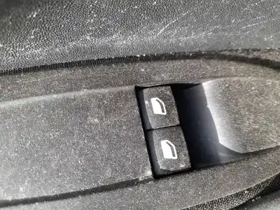 Автозапчастина б/у передні вікний вмикач для peugeot 208 i (ca_, cc_) 1.2 vti 82 посилання на oem iam 96759245zd