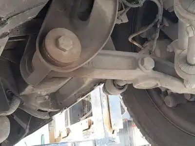 Recambio de automóvil de segunda mano de BRAZO SUSPENSION INFERIOR DELANTERO IZQUIERDO para IVECO DAILY IV FURGÓN  referencias OEM IAM 93815025  
