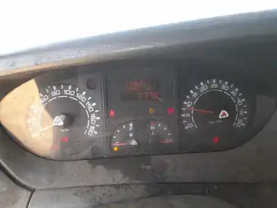 Pièce détachée automobile d'occasion compteur de vitesse tableau de bord pour iveco daily iv furgón 35c12 v, 35c12 v/p, 35s12 v, 35s12 v/p références oem iam 
