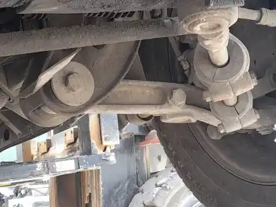 Recambio de automóvil de segunda mano de BRAZO SUSPENSION INFERIOR DELANTERO IZQUIERDO para IVECO DAILY IV FURGÓN  referencias OEM IAM 93815025  
