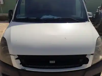 Recambio de automóvil de segunda mano de CAPOT para IVECO DAILY IV FURGÓN  referencias OEM IAM 3800056  