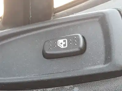 Gebrauchtes Autoersatzteil fensterschalter vorne rechts zum iveco daily iv furgón 35c12 v, 35c12 v/p, 35s12 v, 35s12 v/p oem-iam-referenzen 