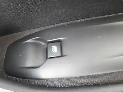 Автозапчасти б/у ВЫКЛЮЧАТЕЛЬ ПЕРЕДНЕГО ПРАВОГО ОКНА за PEUGEOT 2008 I (CU_)  ссылки OEM IAM 96751115ZD  