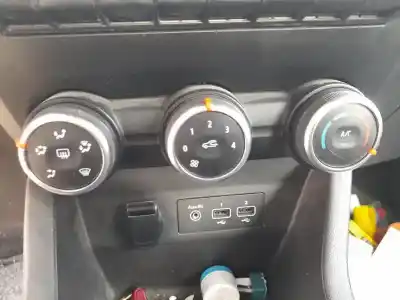Second-hand car spare part Heating / Air Conditioning Control Panel for RENAULT CLIO V (B7_) TCE 90 (B7MT) OEM IAM references 275100936R  