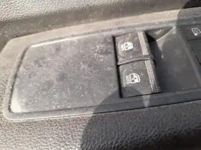 Second-hand car spare part left front power window switch for renault clio v (b7_) tce 90 (b7mt) oem iam references 254107073r  