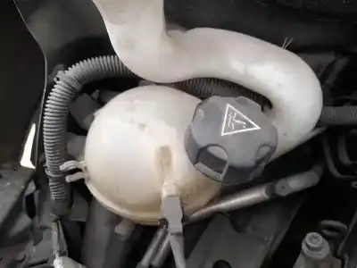 Second-hand car spare part Coolant Expansion Tank for CITROEN C3 PICASSO (SH_) 1.6 HDI OEM IAM references 9800777280  