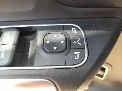 Автозапчасти б/у выключатель левого переднего окна за mercedes-benz gla (h247) gla 200 d (247.712) ссылки oem iam a16790598039051  