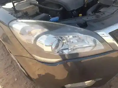 Second-hand car spare part RIGHT HEADLIGHT for KIA CEE'D FASTBACK (ED)  OEM IAM references 921021H000  