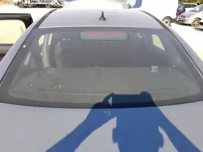 Автозапчасти б/у заднего стекла за opel astra j sedán 1.4 turbo (69) ссылки oem iam 13420363