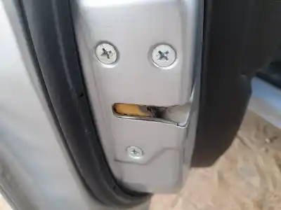 Автозапчастина б/у замок передніх дверей лівий для HONDA JAZZ II (GD_, GE3, GE2) 1.3 IDSI (GD1) Посилання на OEM IAM 72135S5A003  