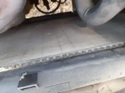 Peça sobressalente para automóvel em segunda mão RADIADOR DE ÁGUA por PEUGEOT 307 CC (3B) 1.6 16V Referências OEM IAM   