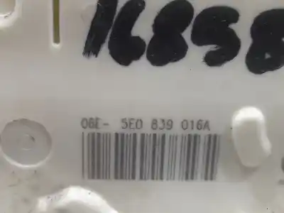 Автозапчастина б/у замок заднього правого дверя для skoda rapid spaceback (nh1) 1.2 tsi посилання на oem iam 06e5e0839016a  