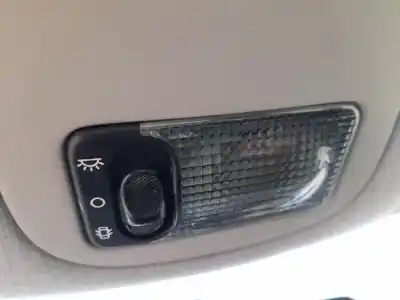 Автозапчасти б/у внутренний свет за PEUGEOT 206 FASTBACK (2A/C) 2.0 HDI 90 ссылки OEM IAM 6362J7  