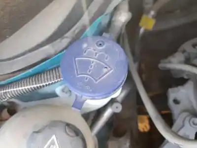 Peça sobressalente para automóvel em segunda mão Depósito Do Limpa Vidros por CITROEN C3 III (SX) 1.2 PURETECH 82 Referências OEM IAM 6431N6  