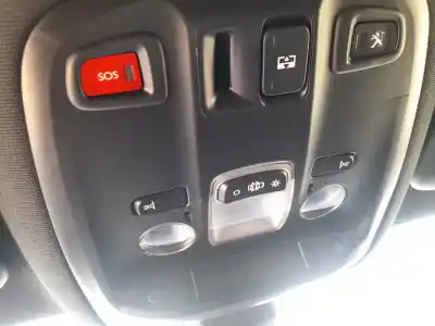 Автозапчастина б/у внутрішне світло для peugeot 308 ii (lb_, lp_, lw_, lh_, l3_) 2.0 bluehdi 150 посилання на oem iam 96778218zd