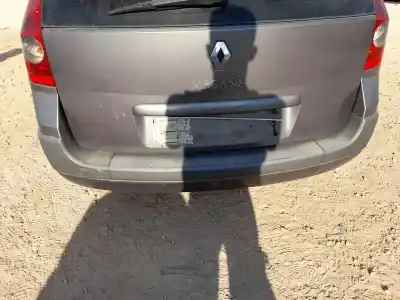 Автозапчастина б/у задній бампер для renault megane ii ranchera familiar (km0/1_) 1.5 dci (km1f) посилання на oem iam 7701476955
