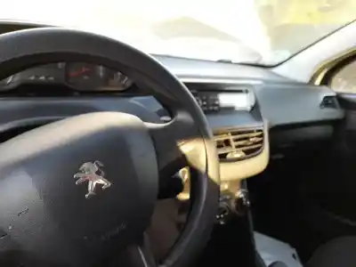Автозапчасти б/у КОМПЛЕКТ ПОДУШКИ БЕЗОПАСНОСТИ за PEUGEOT 208 I (CA_, CC_) 1.0 ссылки OEM IAM 96728484ZD  