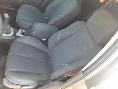 Автозапчасти б/у ЛЕВОЕ ПЕРЕДНЕЕ СИДЕНИЕ за RENAULT MEGANE II RANCHERA FAMILIAR (KM0/1_) 1.5 DCI (KM1F) ссылки OEM IAM   