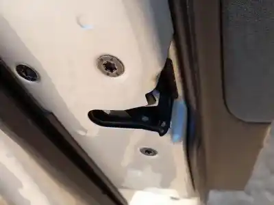 İkinci el araba yedek parçası SOL ÖN KAPI KILIDI için VOLVO S80 I (184)  OEM IAM referansları 30699746  