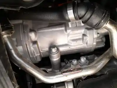Peça sobressalente para automóvel em segunda mão COMPRESSOR DE AR CONDICIONADO A/A A/C por MERCEDES-BENZ CLASE C (W206) C 300 de (206.208) Referências OEM IAM A0008300604  