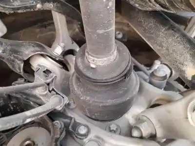 Pezzo di ricambio per auto di seconda mano TRASMISSIONE POSTERIORE DESTRA per MERCEDES-BENZ CLASE C (W206) C 300 de (206.208) Riferimenti OEM IAM A2063501913  